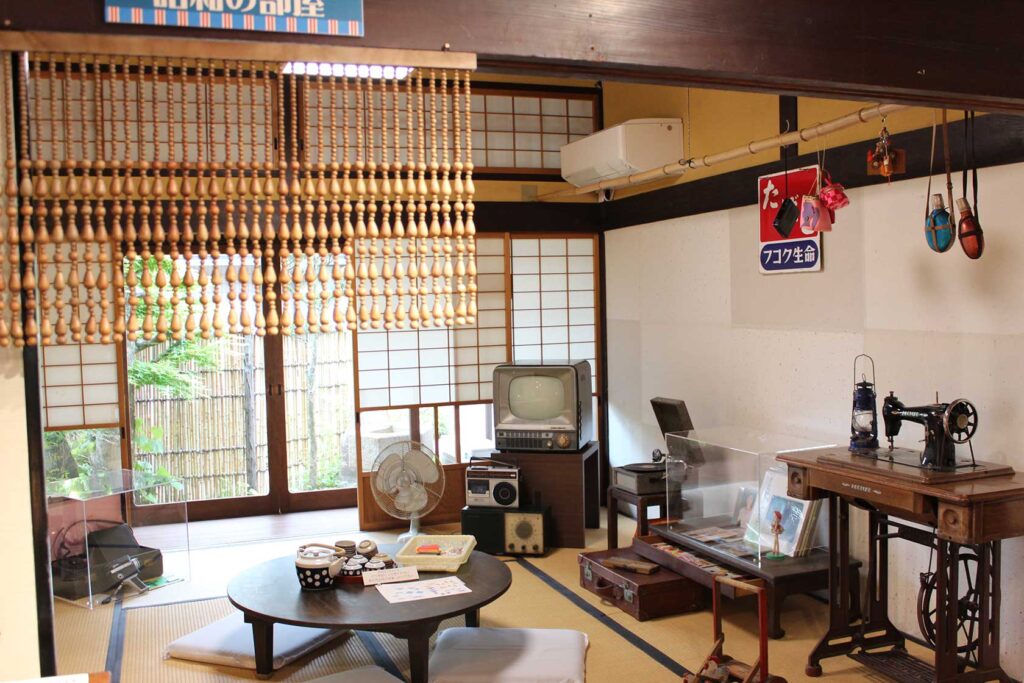 「懐かしい昭和の部屋」
